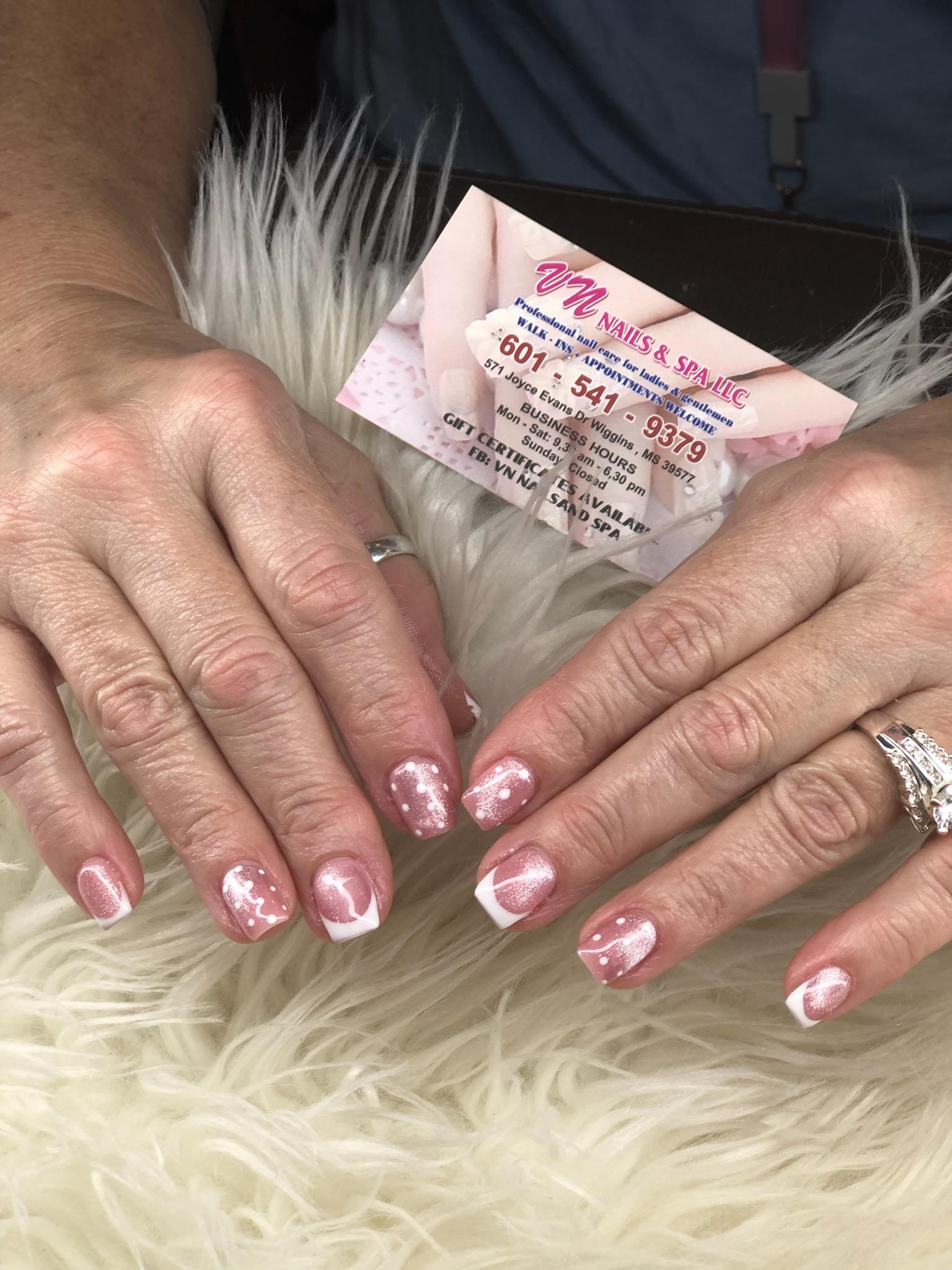 Vn Nails And Spa Wiggins, MS 39577